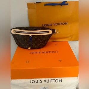 Women’s Brown Louis Vuitton Fanny Bag